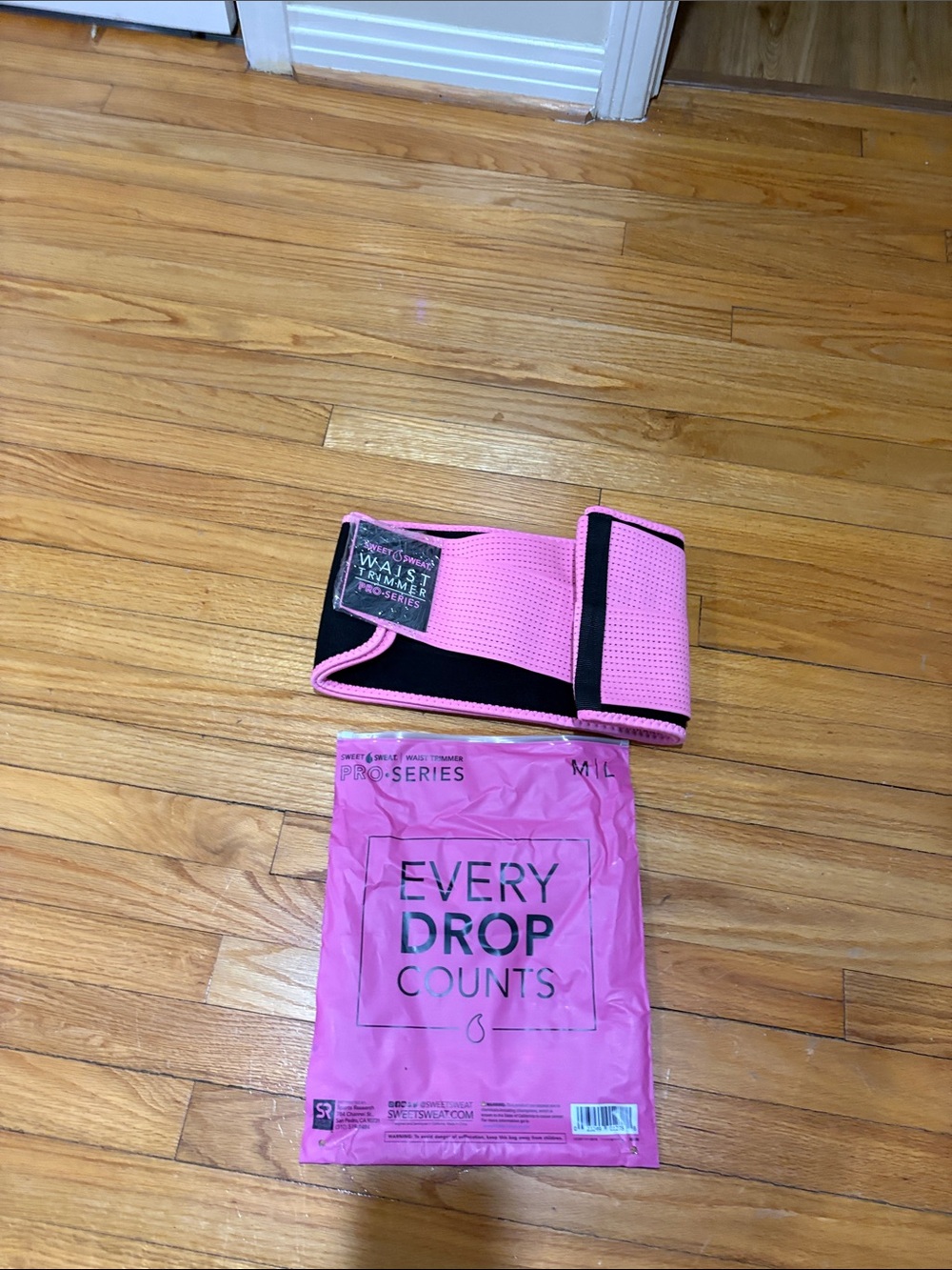 Sweet Sweat pro series Pink Waist Trimmer Belt New Medium/Large